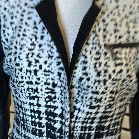 LAMB houndstooth coat - Picture 2 of 12